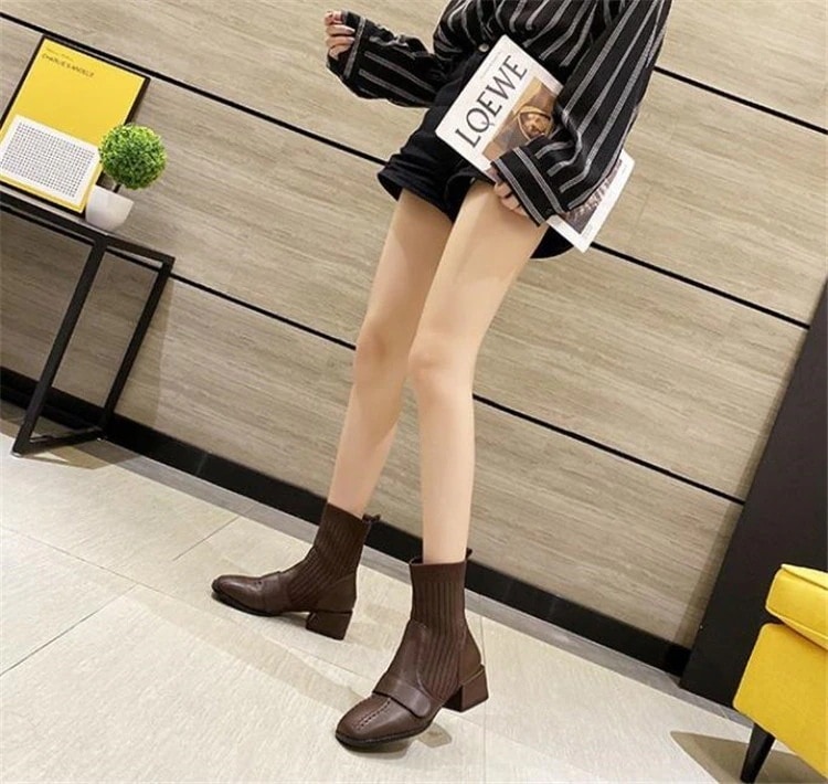 お買い得TimeSALE実施中早い者勝ち ブリティッシュスタイル 新スタイル 韓国バージョン ソックスブーツ 厚いヒール 薄い靴 シングルブーツ ショートブーツ