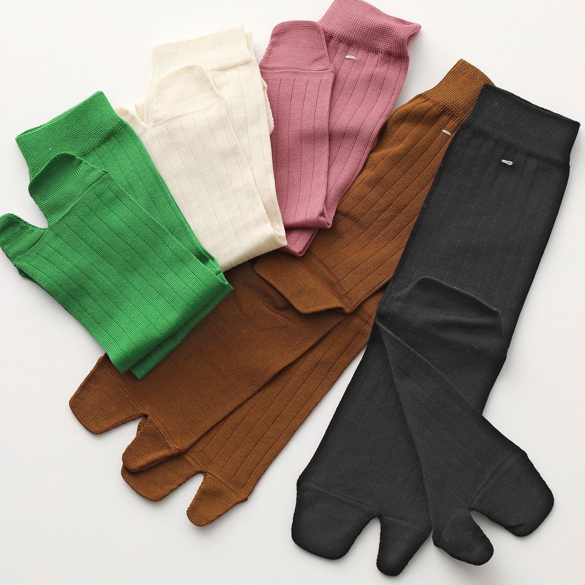 MAISON MARGIELA マルジェラ ソックス S51TL0051 S17868 レディース tabi タビ アンクル 足袋 靴下 カラー8色