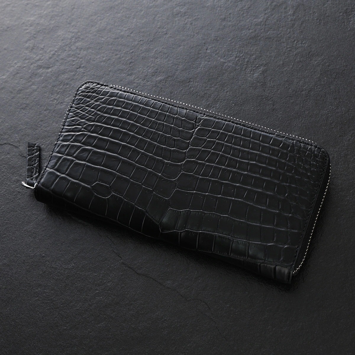 The R ザアール リアルクロコダイル 長財布 177 メンズ 本革 レザー マット 小銭入れあり ラウンドファスナー パスポートケース BK