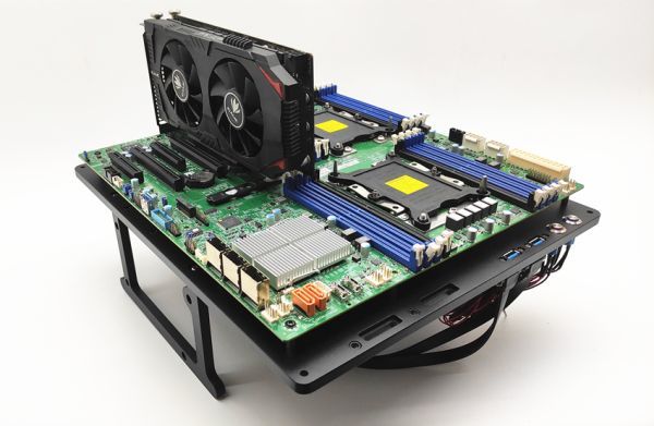 オープンフレームPCケース EATX dual-way サーバーマザーボード 水冷 オールアルミニウム PCケース X99 X79用