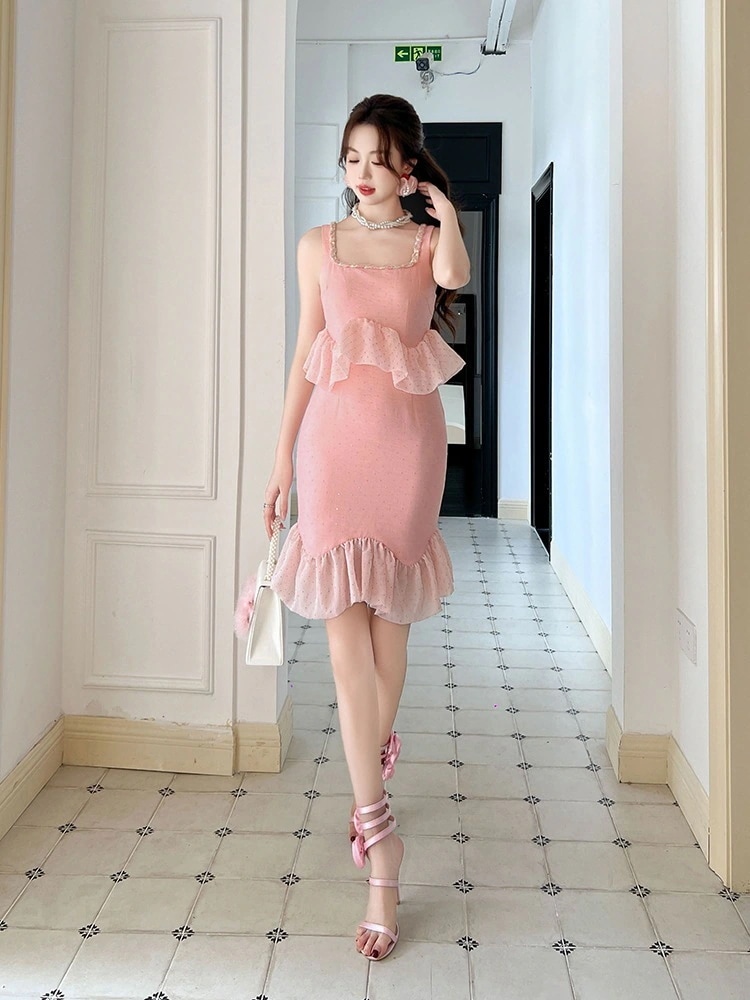 【JY.上品】 2024夏新品 キャミワンピース フリル ピンク ショート ドレス パーティー キャバ 大人 同窓会 披露宴 卒業式 結婚式 演奏会 ウェディング 二次会 メガ割30%までに制限