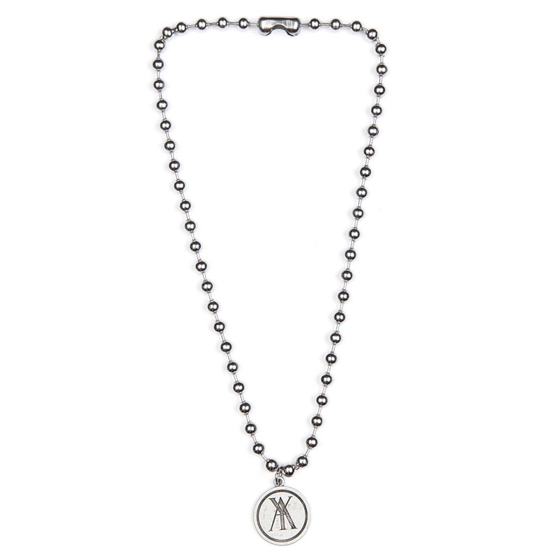 a pendant necklace BTSも着用しENHYPEN SUNGHOON 着用
