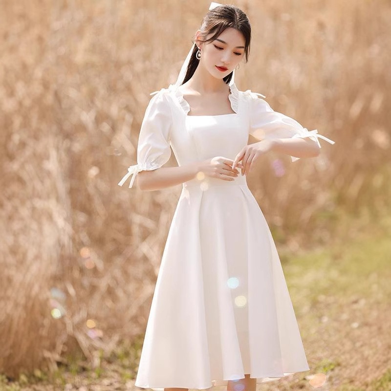 白のチュールドレス2025小柄な人は普段から証明書を着て白スカートのフレンチイブニングドレスを登録することができます