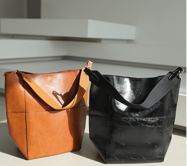 [bbaebbae] 収納力抜群 フェイクレザー ショルダーバッグ (送料無料)おしゃれなシルエットのファッションコーデー提案ハイクォリティー/韓国ファッション 5,376円