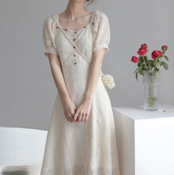 ワンピース 袖あり かわいい 大人可愛い きれいめ シンプル カジュアル 大人 上品 おしゃれ フリル レース 半袖 パフスリーブ 刺繡 春夏 透け感 フレア Aライン 休日 スクエアネック ホワイト