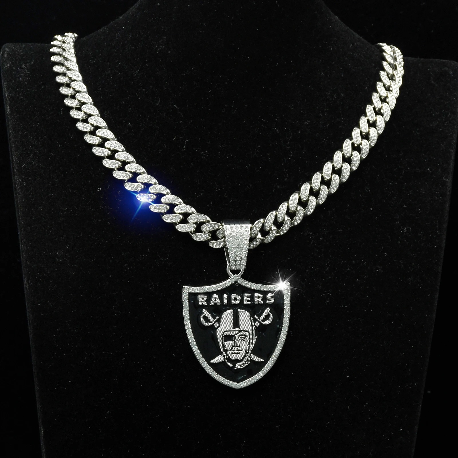 メンズサッカーペンダント,ゴールドラインストーンチェーン,アイスファッションジュエリー,良質 - AliExpress 36