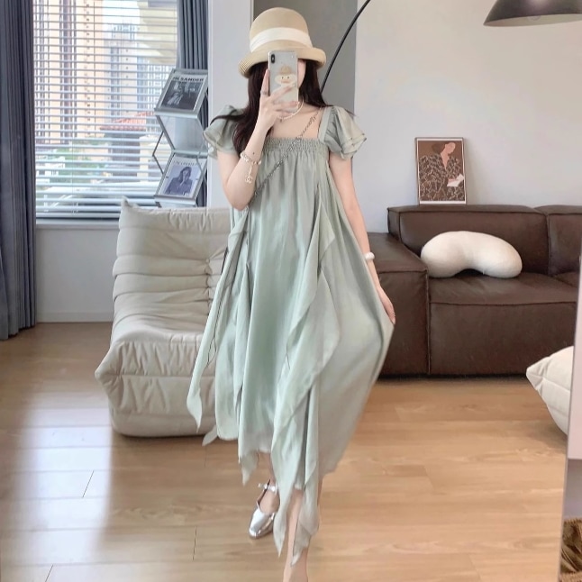 ワンピース ミモレ丈 半袖 袖あり フライングスリーブ スクエアネック 襟なし セミフレア Aライン ハイウエスト かわいい 大人可愛い シンプル カジュアル おしゃれ レトロ アジアン エスニック