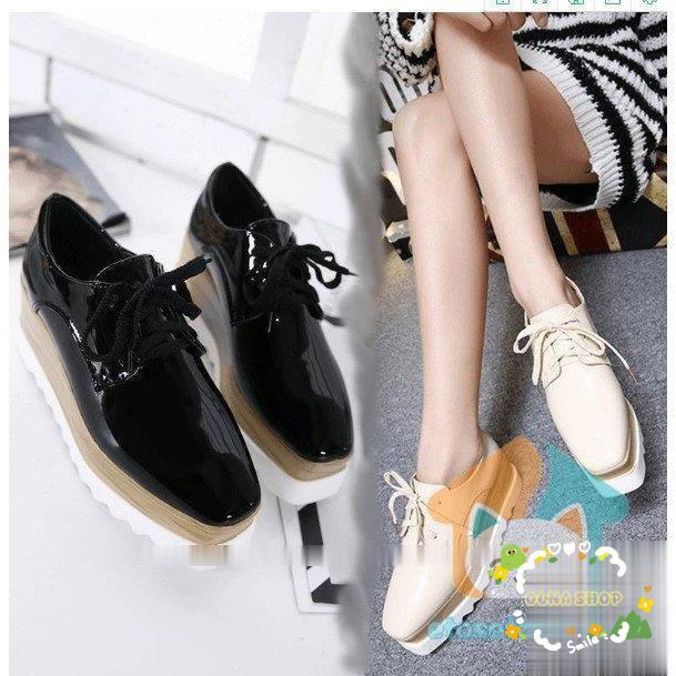 【超お得1つ買うと10個もらえる】人気新作本日限定軽い！パンプス 靴 厚底シューズ オックスフォード ウェッジソール レースアップ レディース 黒 ブラック エナメル 合皮 軽量 ベージュ 厚底ローフ