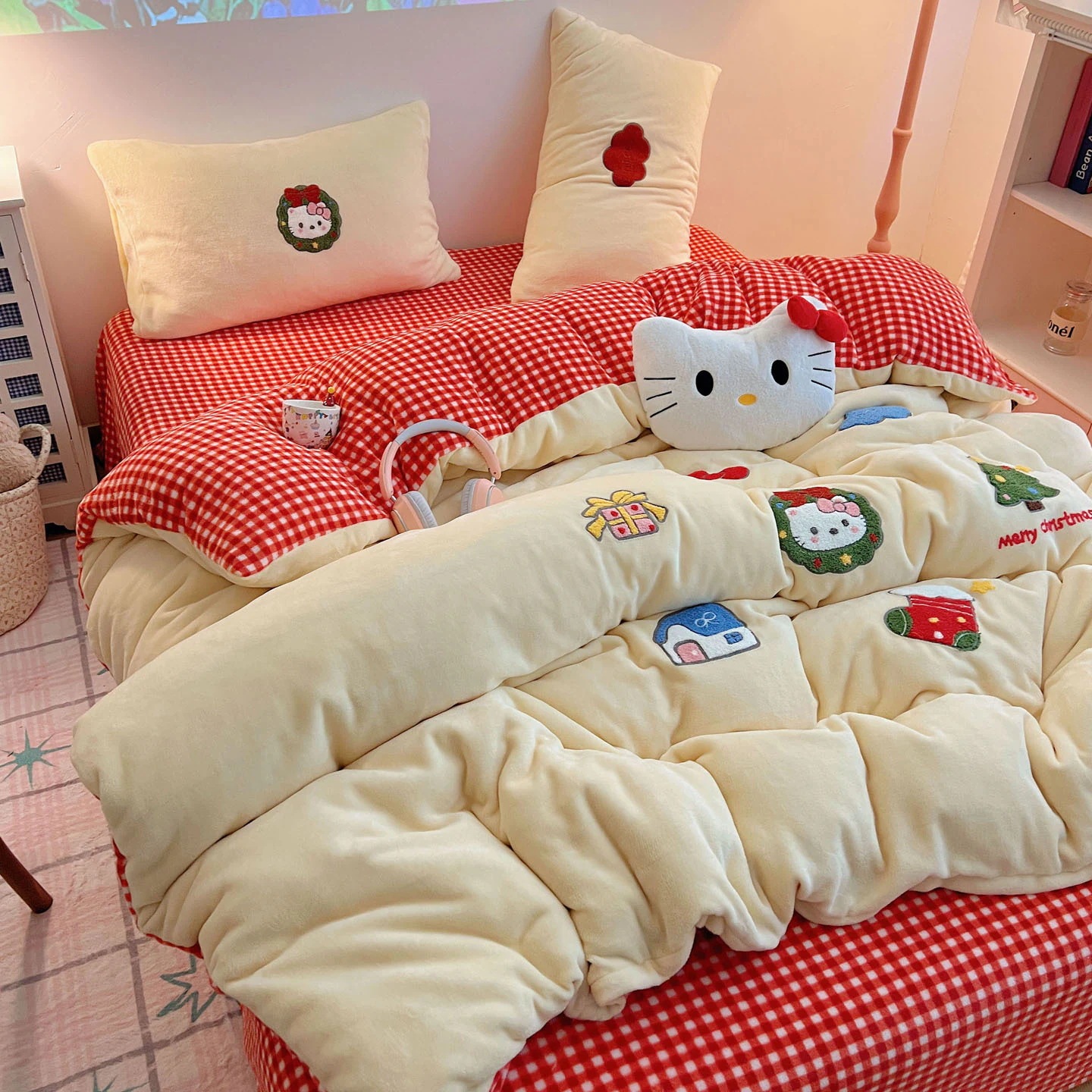 INS 秋冬 漫画タオル 刺繍 ミルクフリース 4点セット 厚手 暖かい コーラルフリース 学生寮 3点セット 1