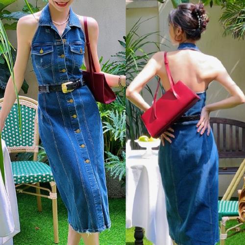 【急速出荷 2025年新作】デニム ワンピース ジーンズ ホルターネック バックオープン ノースリーブ リゾート ロング タイト 背中開き 背中見せ 背中空いてる 春 夏 セクシー 色っぽい モテ レ