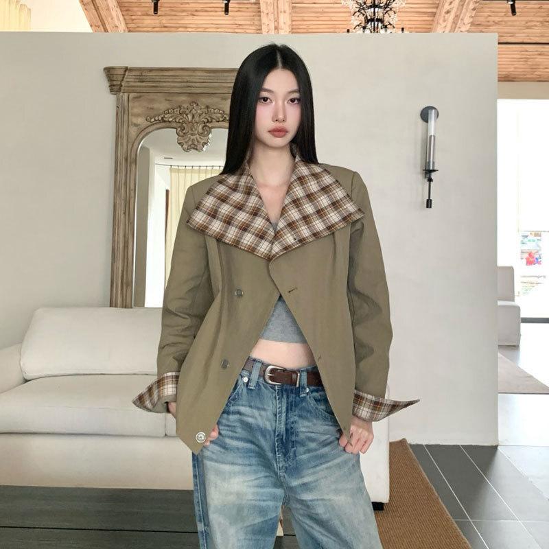 オートバイショートコート女性のデザインニッチチェック柄ステッチ大きなラペルウエストショートショルダーパッドカジュアルジャケットトップ
