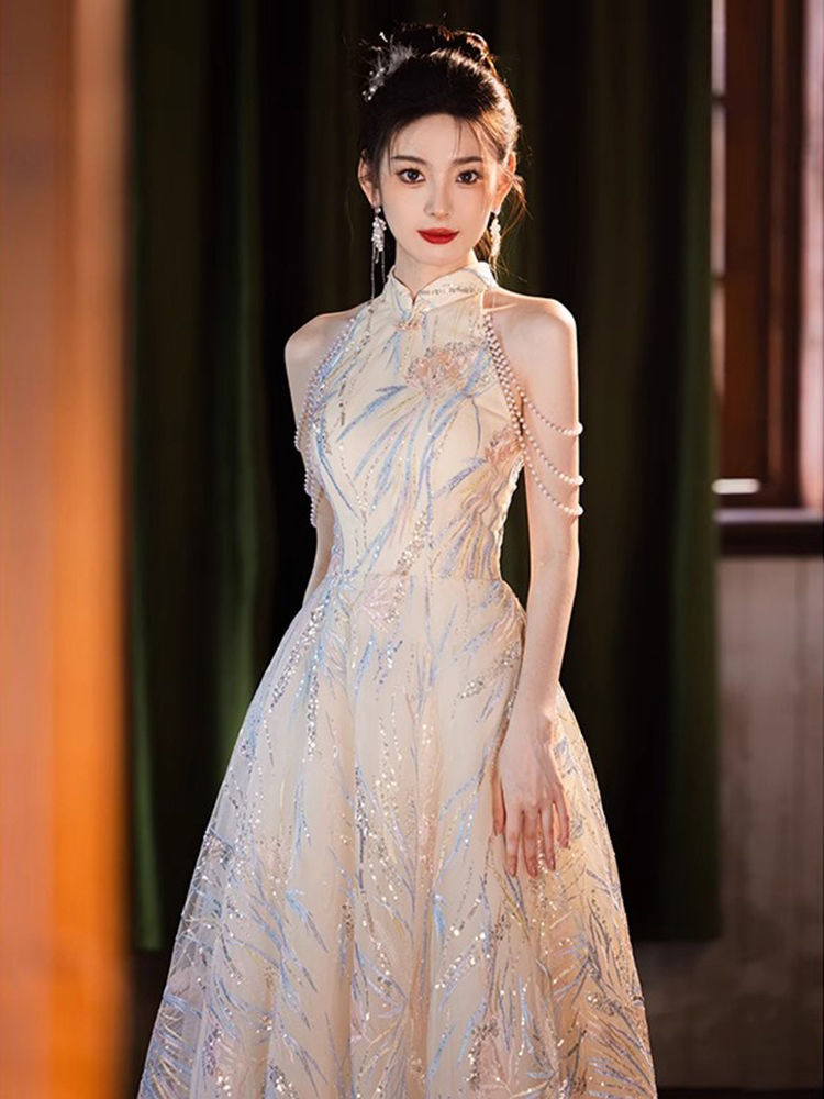 婚約タキシードの高級感があります