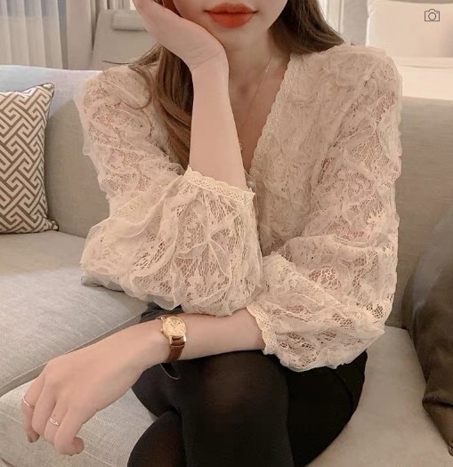 トップス レース シャツ ブラウス 袖あり 長袖 萌袖 Vネック スリム 細身 ストレート レース 切り替えデザイン ドッキング 透け感 シースルー ポリエステル コットン かわいい 大人可愛い