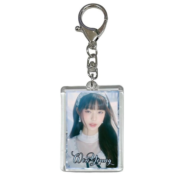 IZONE　IVE　ウォニョン　缶バッジ　キーホルダー　グッズ Amazon.co.jp: [XINYIN] ウォニョン 周辺 グッズ WONYOUNG ive I