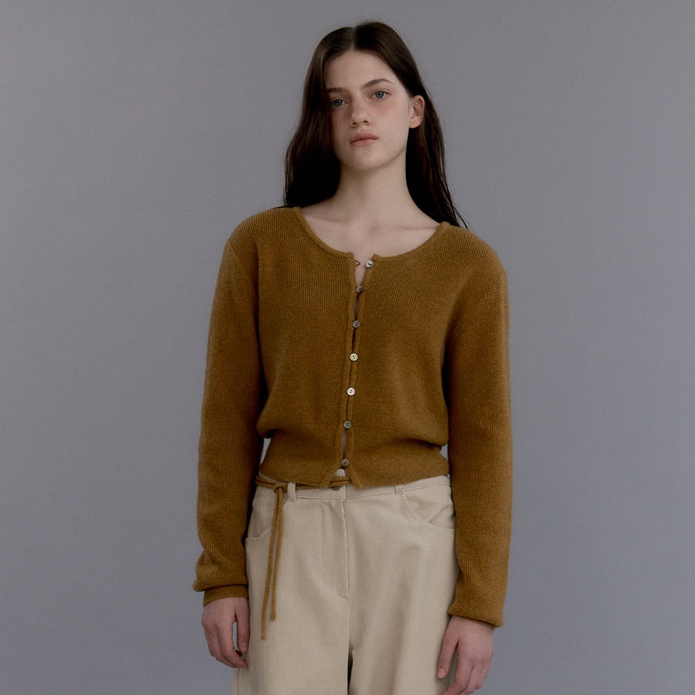 Wool CashMink Pearl Cardigan (Caramel) 64,350円
