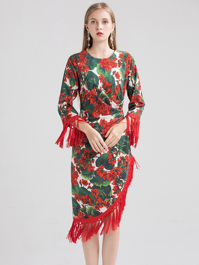 ビンテージスタイルの花タッセル裾ブティックドレス 6,875円