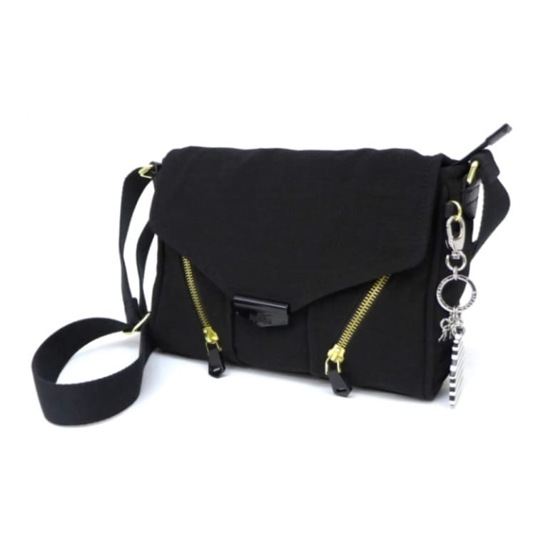 ｷﾌﾟﾘﾝｸﾞ KIPLING ｼｮﾙﾀﾞｰﾊﾞｯｸﾞ ﾁｬｰﾑ付き 黒 【中古】(42613)