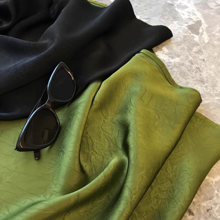 チャンネルグッズ壁の亀裂とプッシュ！！エレガントでエレガントなスタイルのハイウエストスリムアイランドカントリーアセテートフィッシュテールスカート女性2025