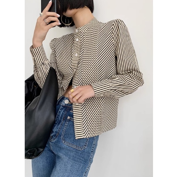 トップス シャツ ブラウス 長袖 ノーカラー デザイン ボタン ダブルブレスト 美ライン 前開き スタイルアップ モノトーン エディター かわいい 大人可愛い きれいめ シンプル カジュアル 大人