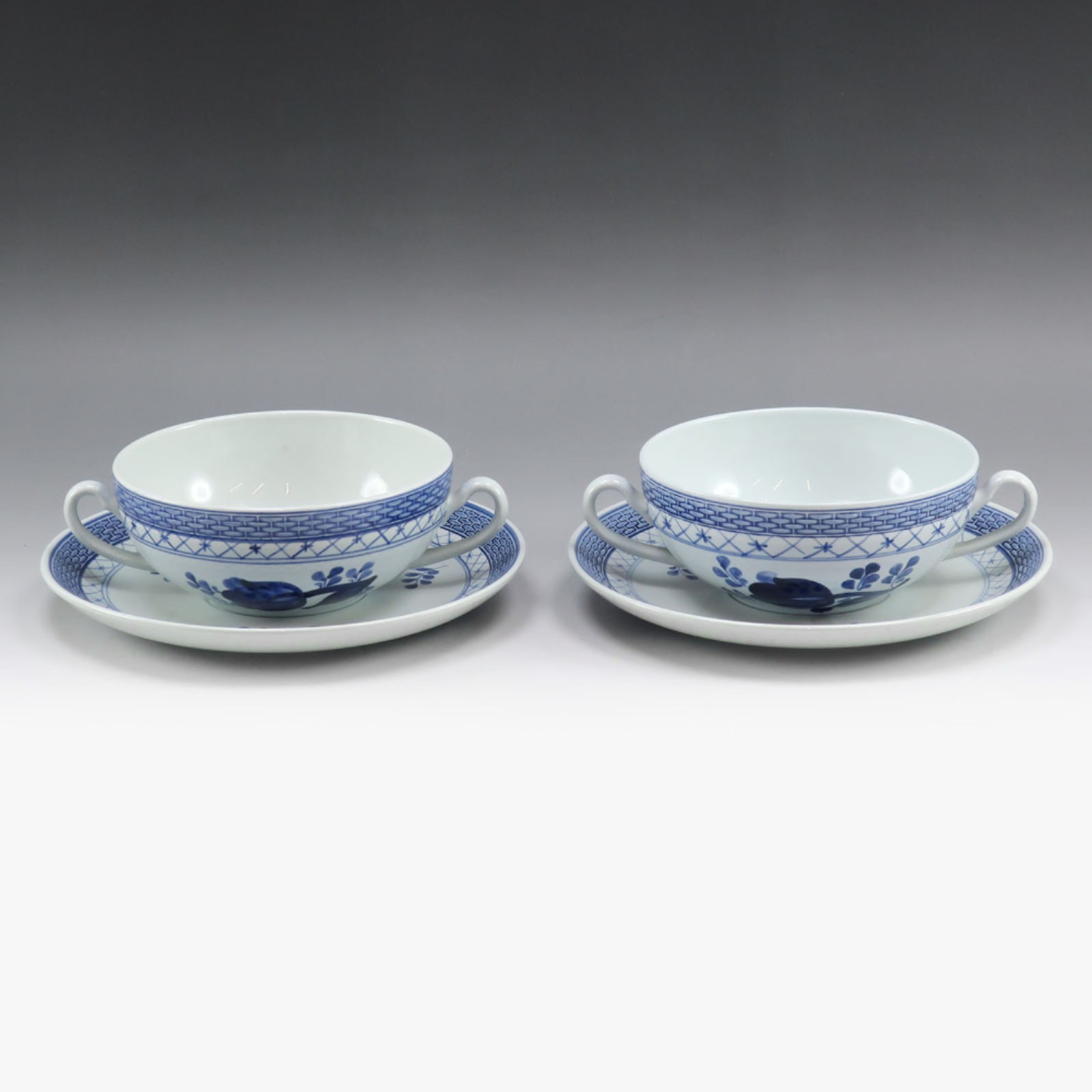 ファイアンス トランクウェーバー スープカップ＆ソーサー×２ 食器 _ 中古品