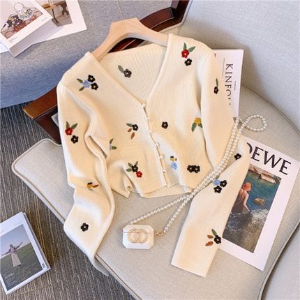 トップス デート カットソー ニットソー セーター カーディガン 袖あり 長袖 Vネック かわいい 大人可愛い きれいめ シンプル カジュアル 大人 上品 おしゃれ お洒落 主役級 存在感 春 秋 冬