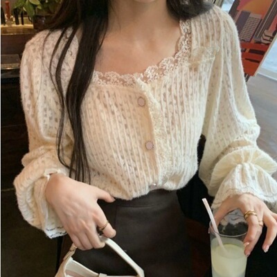 トップス デート シャツ ブラウス カットソー 袖あり 長袖 レース かわいい 大人可愛い きれいめ シンプル カジュアル 大人 上品 おしゃれ お洒落 主役級 存在感 春 秋 10代 20代 30代