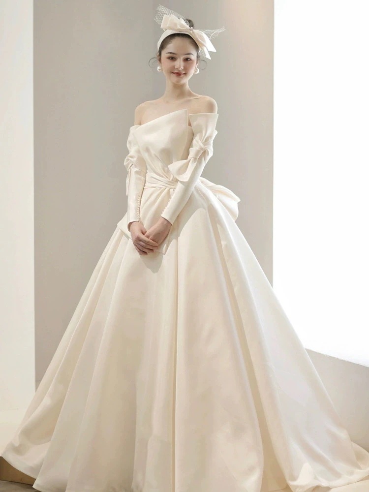 ウェディングドレスロング花嫁ドレスウエディングドレスホワイトげウエディングパーティトレーンタイプ 結婚式 披露宴 演奏会 二次会 人気