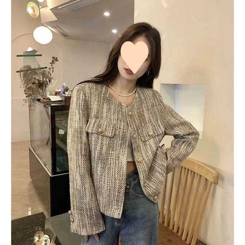 （細工が凝っている）2025年秋の女性のための小味の短い長袖ジャケット新しいハイエンドデザインファッショナブルなカーディガントップ Null Null b