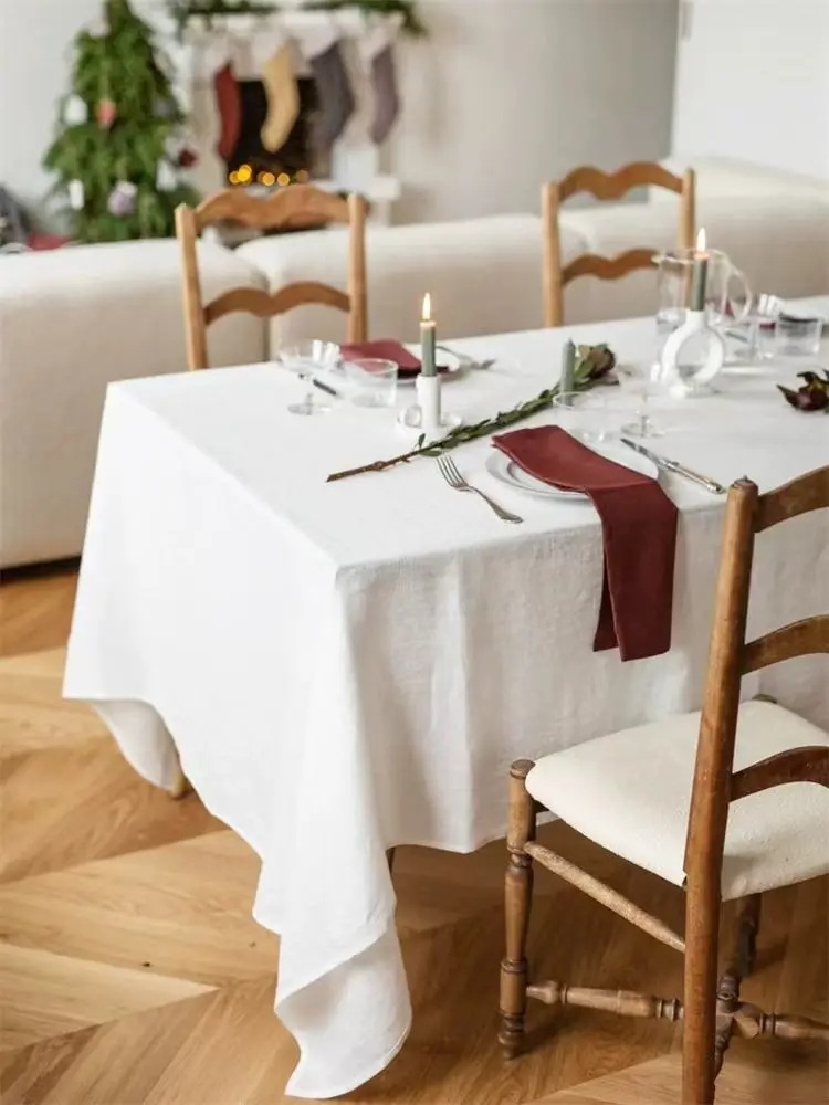 ナプキン付きの防塵テーブルカバー リネンのテーブルクロス 天然素材 強くて快適 結婚披露宴 ティーテーブルの装飾 100%