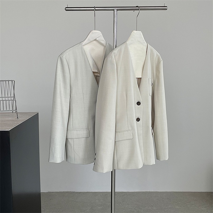 激安セール 秋のオフィスジャケット Vネックライン ストレートシルエット（2025年新作）