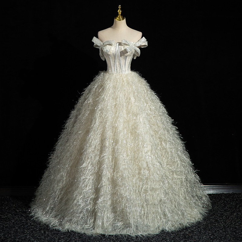 【高級宴会ドレス】2026 新作 オフショルダーステージパフォーマンスドレス プリンセスフレアスカート 年次会司会・イブニング・成人式・誕生日パーティードレス