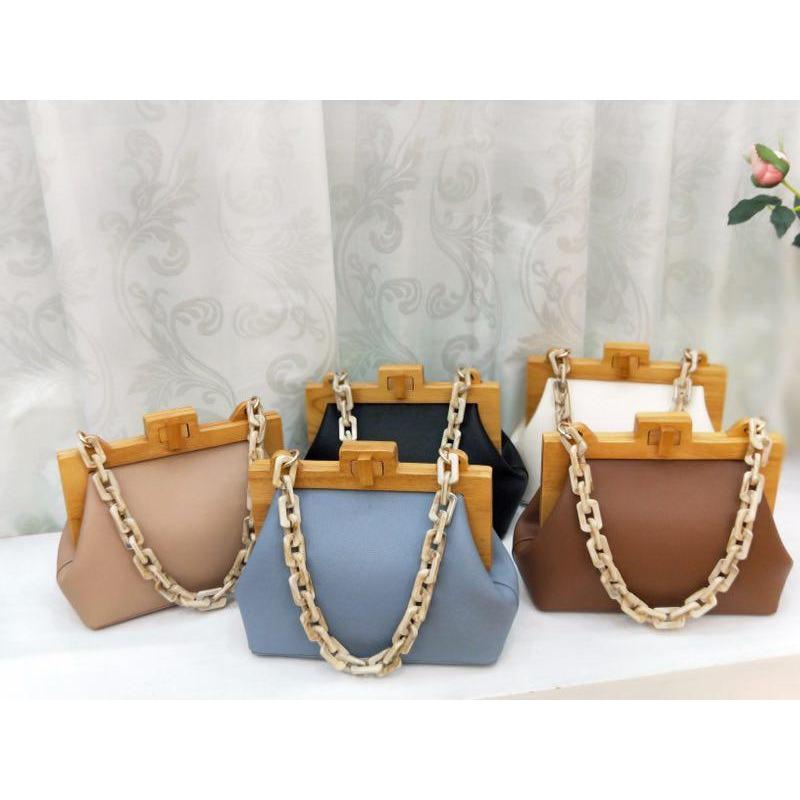 ハンドバッグ レディース オシャレ パーティー お呼ばれ ショルダー クリップ レトロ シンプル 春夏 韓国 シェル 斜め掛け ソフトレザー 小さめ