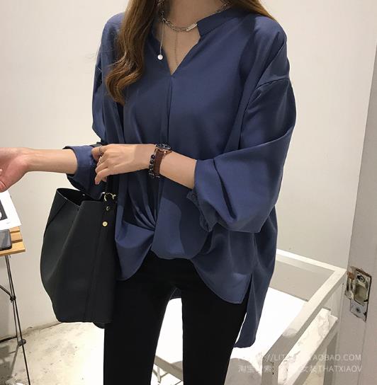 秋の女性2021新しいシンプルな気質シフォンシャツ女性用長袖ジャケットルーズBFシャツボトムシャツ
