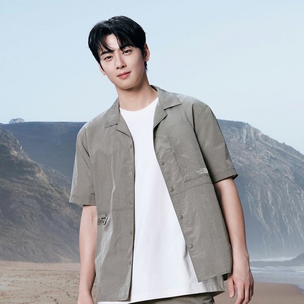 [ノースフェイス公式] NH8SR02C ワークウェア半袖Tシャツ_スレートカーキ