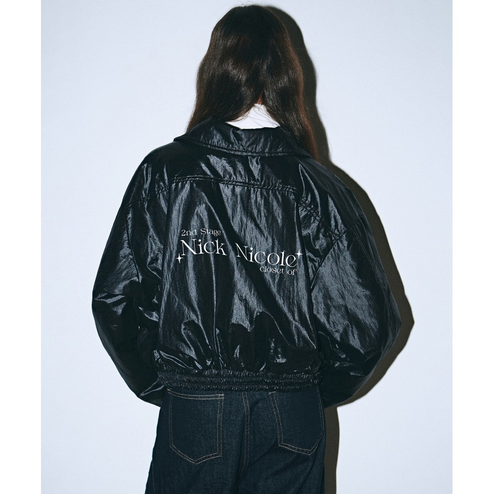 ニック&ニコールバックネーミングウィンドジャンパー_ブラック
