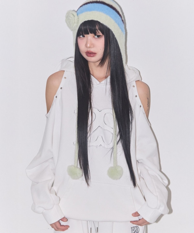 129カットアウトオーバーフィットフードティーホワイト