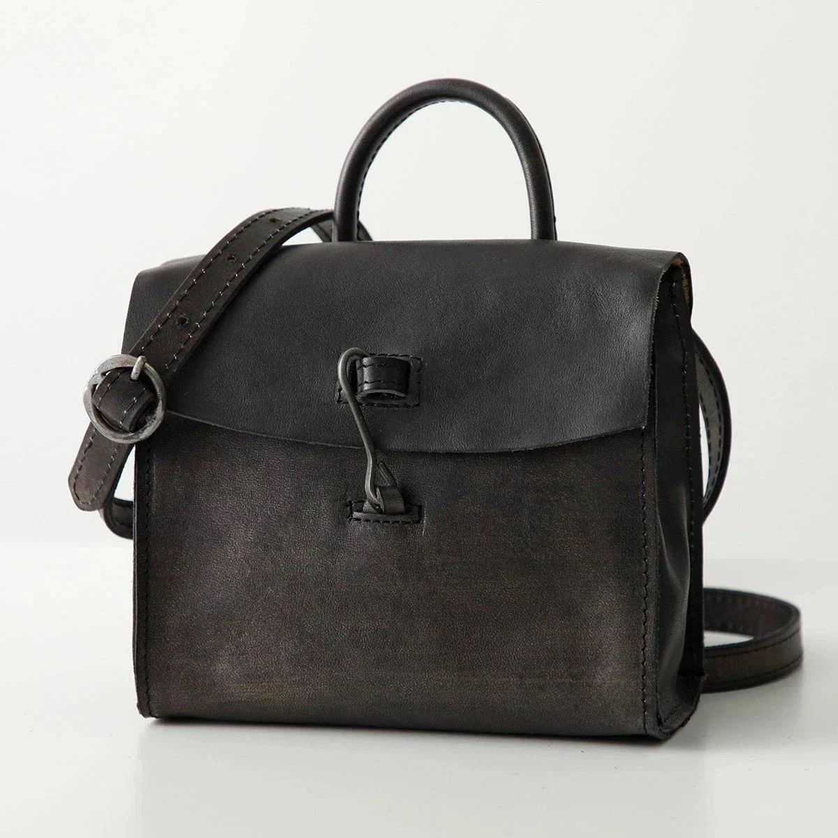 TAGLIOVIVO タリオヴィヴォ ショルダーバッグ DOCTOR MINI メンズ レザー クロスボディ アンティークメタル 鞄 H.D.HORSE/ABY 【mega】