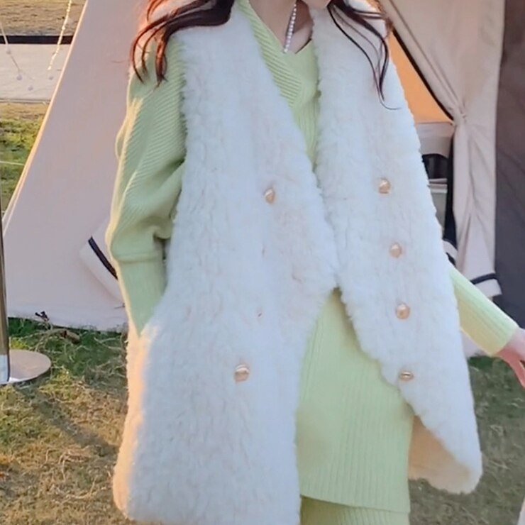 アウター ベスト レディース もこもこ ファー ファーベスト 前開き ダブルボタン ふわふわ 上品 大人 大人女子 エレガント OL 通勤 学生 通学 ロング丈 おしゃれ お洒落 10代 20代