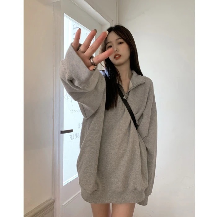 ハーフジッパー シンプル トップス プルオーバー トレーナー 袖あり 長袖 ボリューム袖 襟付き ジッパー ワイド ファスナー ふんわり ゆったり シンプル カジュアル かっこいい レトロ こなれ感