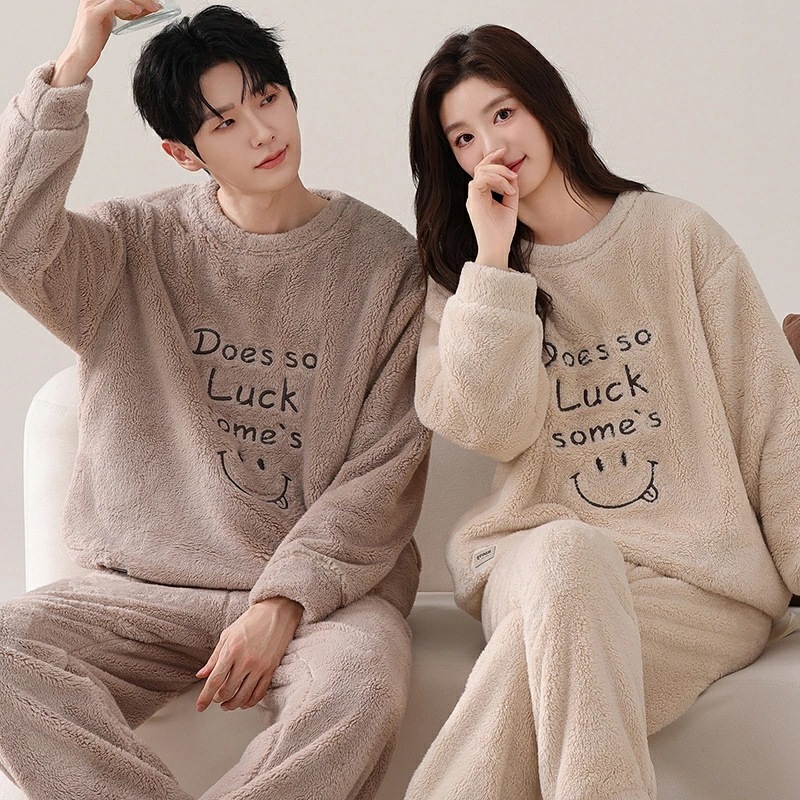 赤字開催 ペアパジャマ もこもこ 冬 男女2着 セット 厚手 防寒 裏起毛 アニメ セットアップ カップル パジャマ 秋冬 ルームウェア フランネル 可愛い シンプル カジュアル おしゃれ ペア 長袖