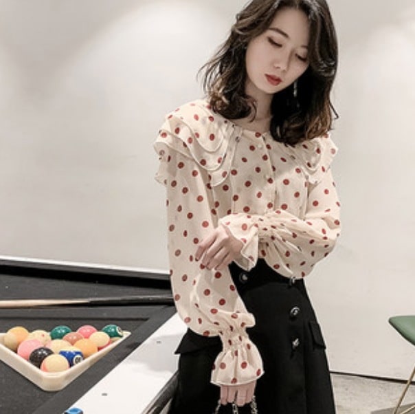 シャツ ブラウス レディース 長袖 フリル 襟付き シフォン かわいい 大人可愛い きれいめ シンプル カジュアル ドット 水玉 春 秋 学生 デート お出かけ イベント オルチャン レッド トップス