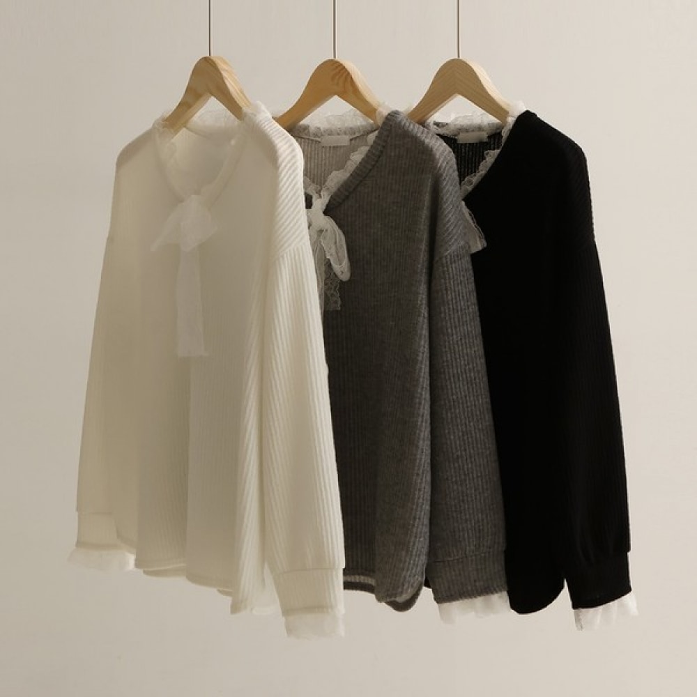 [Elysia] のようなレースリボンの配色が施されたニットTシャツ