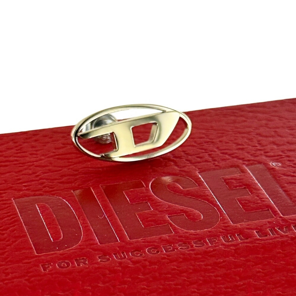 ディーゼル ピアス 片耳 ユニセックス メンズ レディース ゴールドカラー シングルピアス 片耳ピアス スタッド ロゴ ブランド アクセサリー ギフト 誕生日 彼氏 彼女 DIESEL DX15907