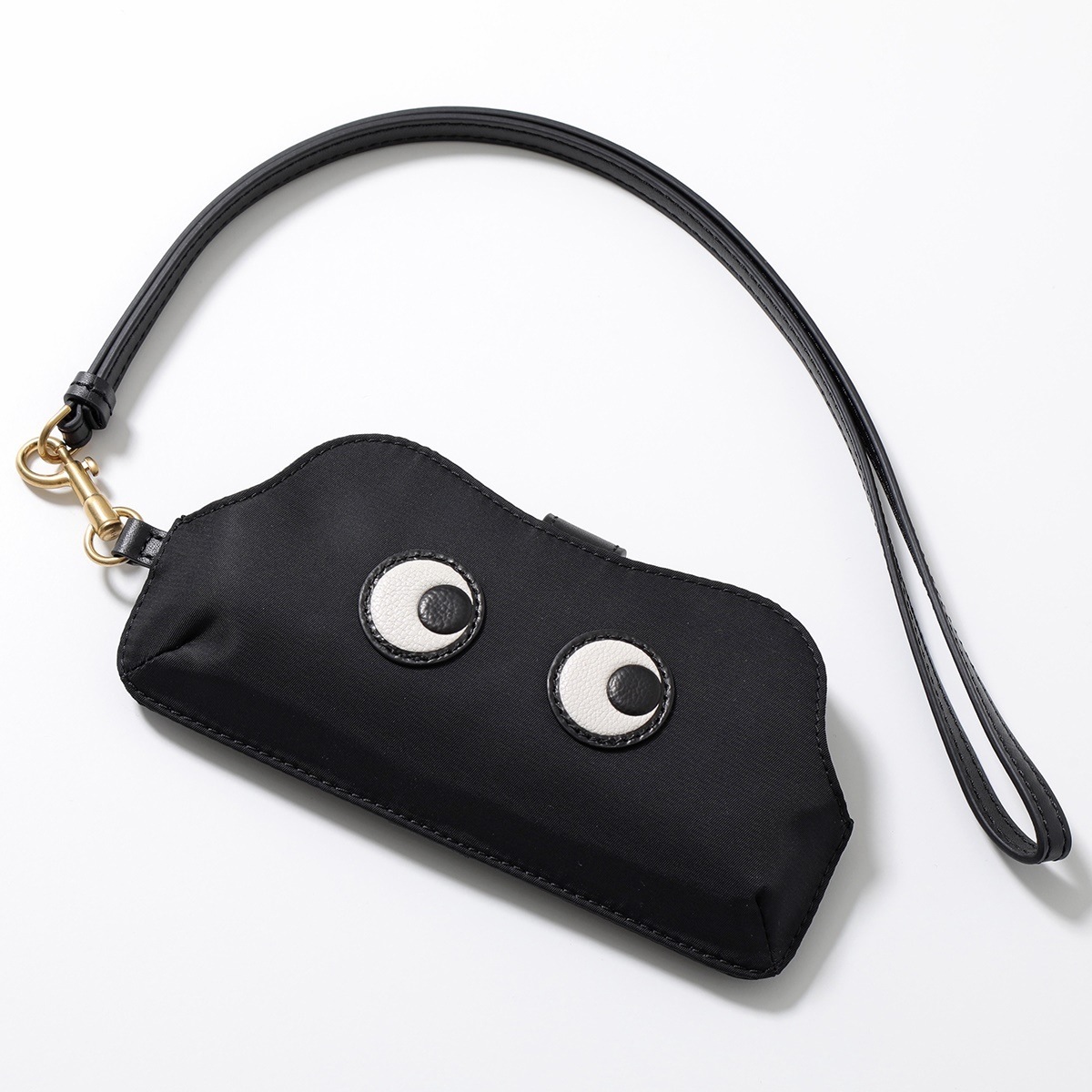 ANYA HINDMARCH アニヤハインドマーチ サングラスホルダー Sunglasses Holder Eyes アイズ 180283 レディース ネックストラップ付き メガネケース Black