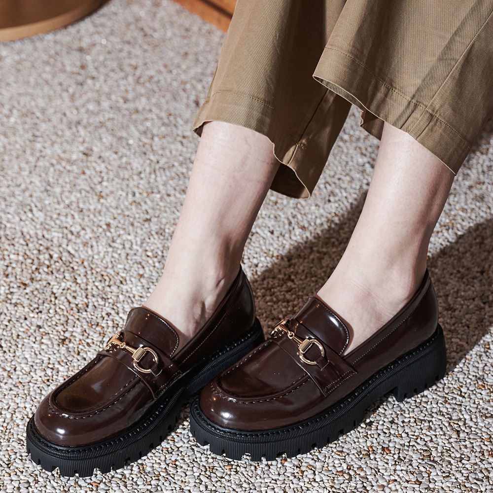 Marant デザイナーシューズ ハンドメイドゴールドチェーン飾りのローファー ヒール5.5cm 7,410円