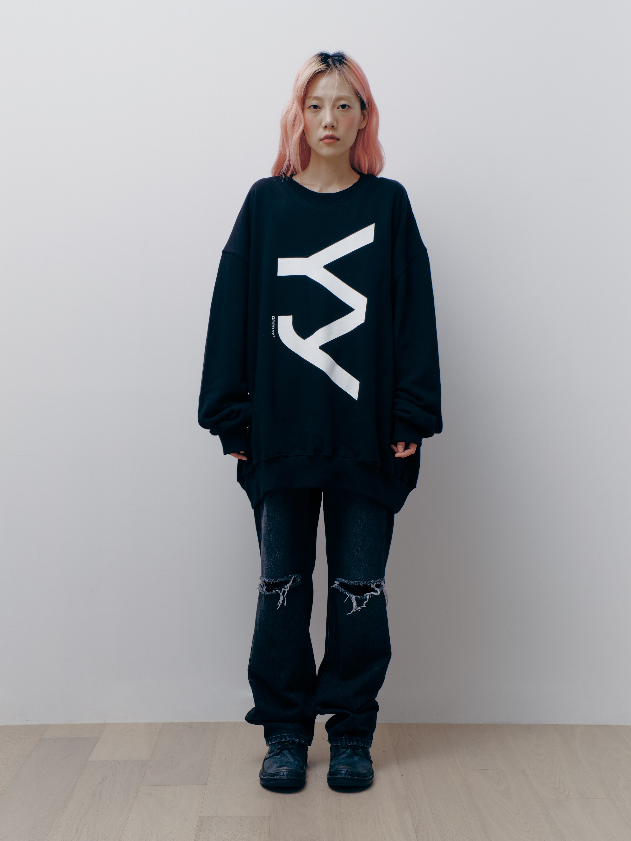【OPEN Yy】[EXCLUSIVE] OPEN YY SWEATSHIRT : BLACK