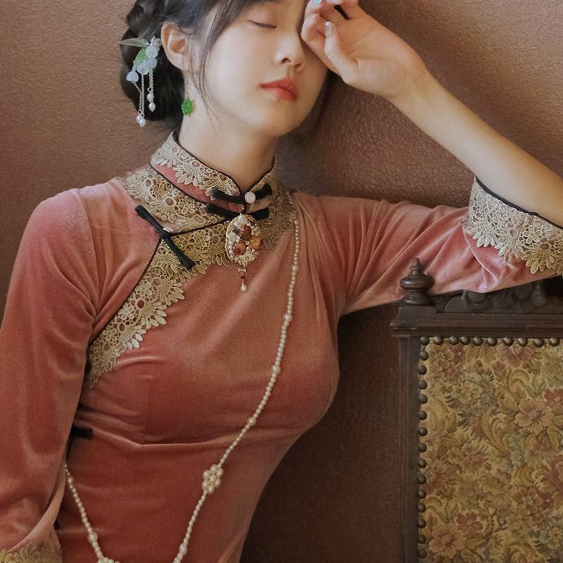 ロマンチックワインハートゴールドベルベットオールド上海ワイドレース風改良民族風チャイナドレス秋冬