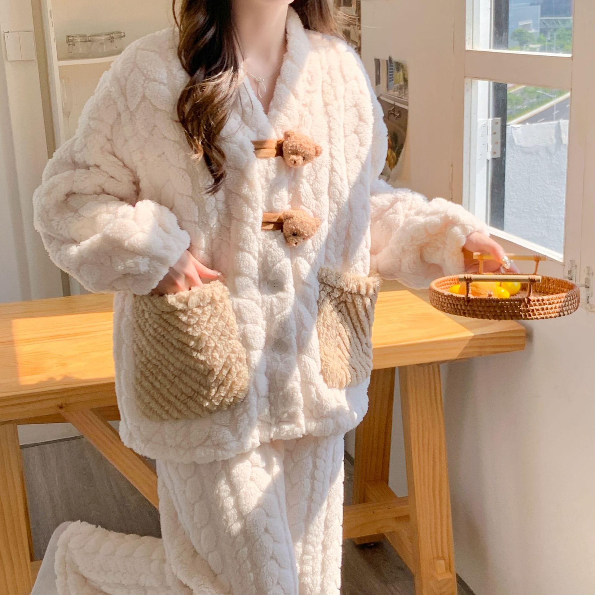 響かない!韓国ファッション 秋冬 着ぐるみパジャマ パジャマ コーラルフリース フランネル かわいい レディース 厚手 部屋着セット 修学旅行30%までに制限