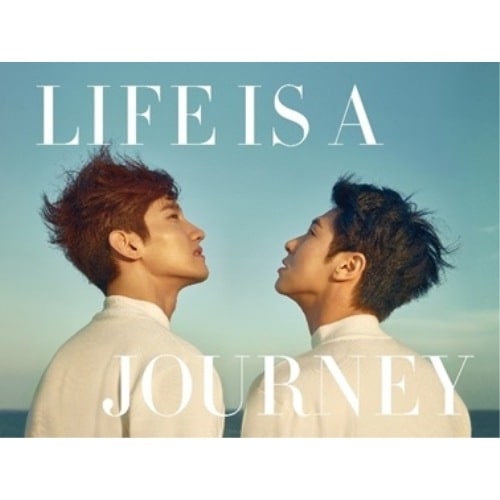 etc / 東方神起 / LIFE IS A JOURNEY (BOOK+DVD) (輸入盤)