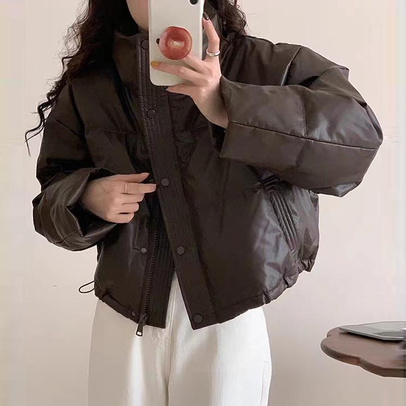 Pu レザーショートホワイトダックダウンダウンジャケット女性 05 冬の新ファッションスタンドカラー洗濯なしルーズアウター